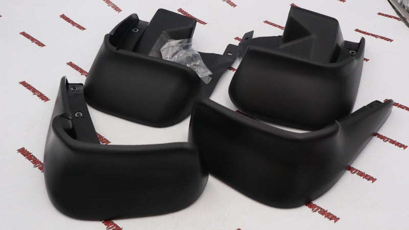 NEW OEM HONDA 92-95 CIVIC 3 DOOR HATCHBACK EG EG9  MUD FLAPS SPLASH GUARDS SR0