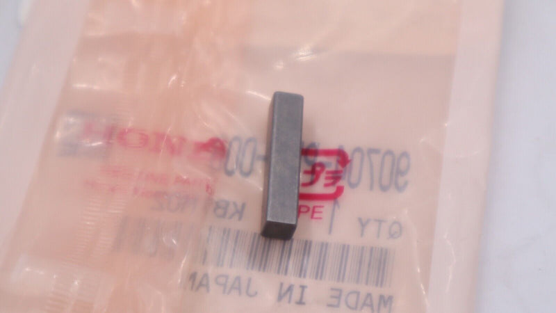 OEM Replacement Honda Crankshaft Key for Acura RSX K20A2 K20A3 K20Z1 & TSX K24A2