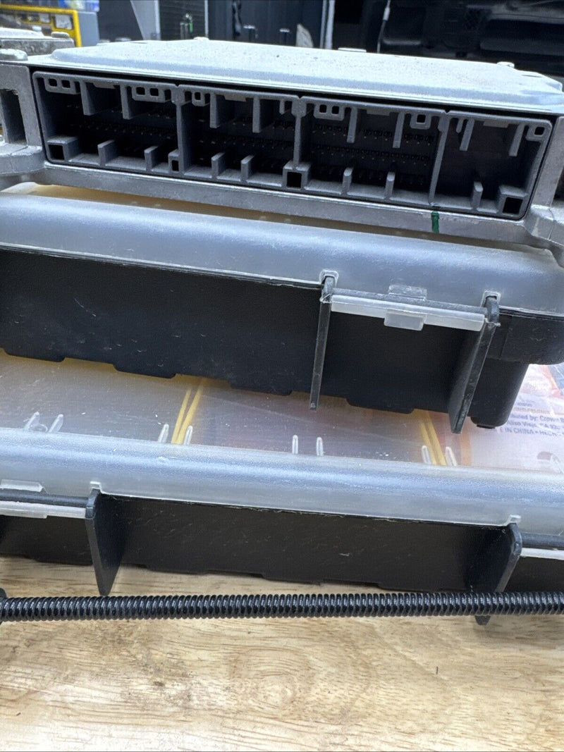 05 HONDA S2000 2.2L AP2 ENGINE COMPUTER CONTROL MODULE 37820-PZX-A04