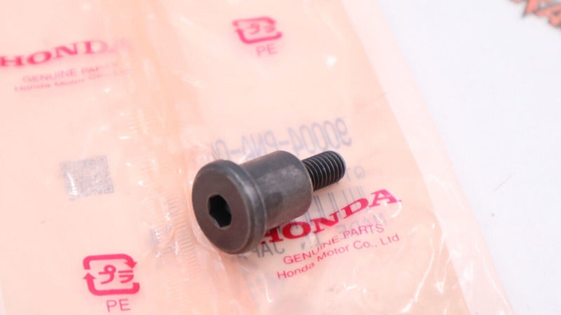 OEM HONDA OIL CHAIN GUIDE BOLT K20 K24 K Series For Oil Pump 90004-PNA-000
