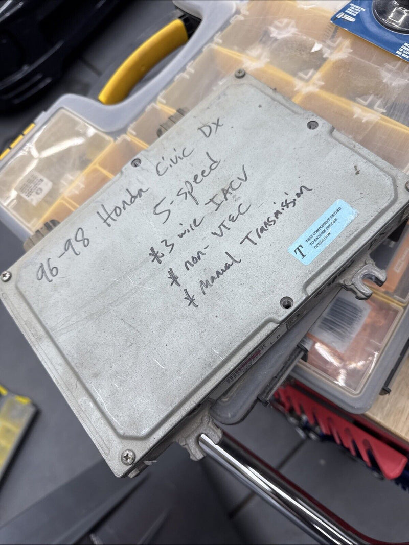 1996 97 98 HONDA CIVIC OEM ENGINE CONTROL MODULE 37820-P2E-L31