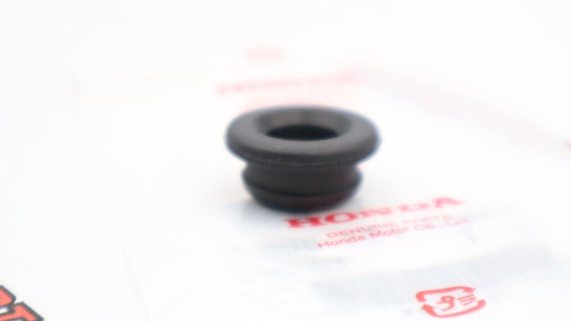 OEM Honda B-Series Breather Chamber Grommet Integra B16 B17 B18 GSR Type-R LS
