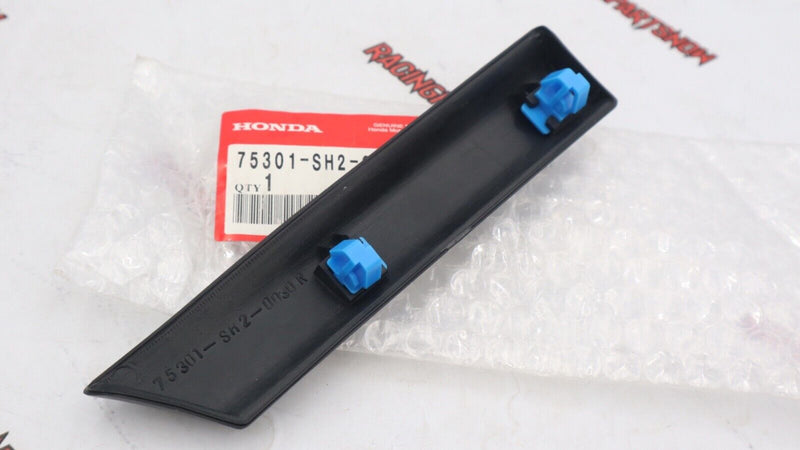 NEW 90-91 Honda OEM Front Fender Molding Protector Passenger Side 75301-SH2-013