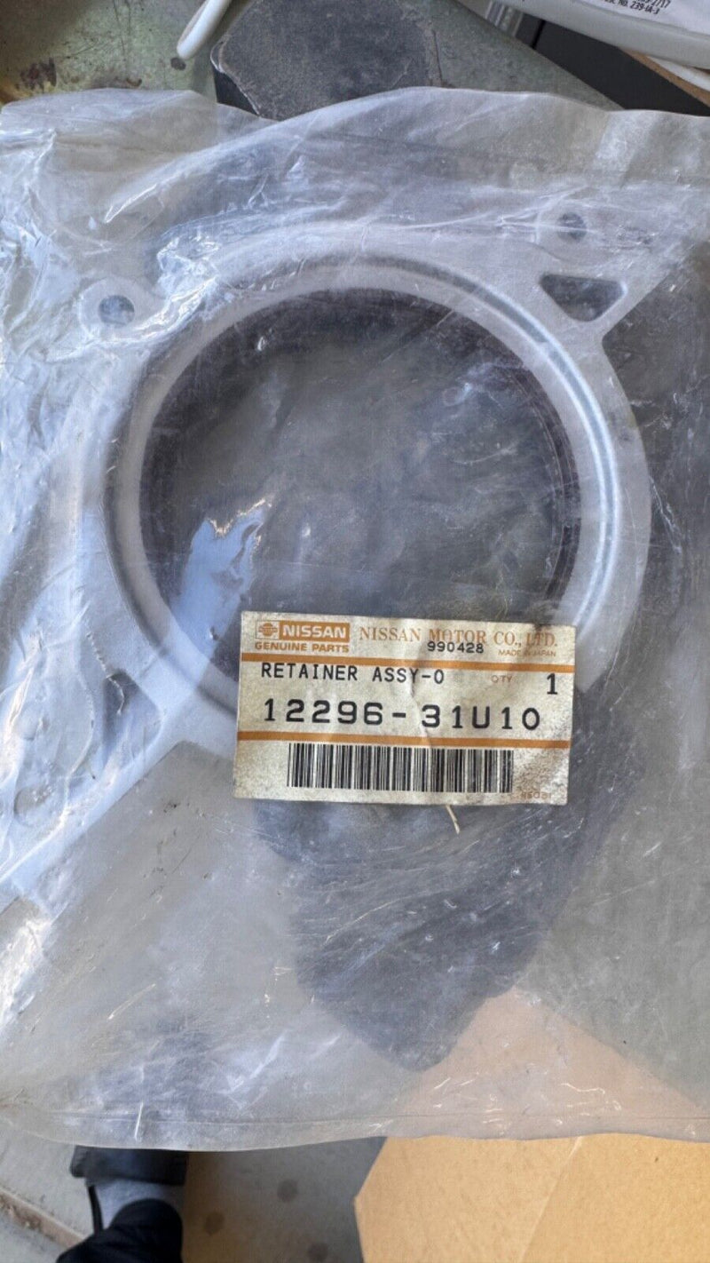 12296-31U10  OEM  NISSAN INFINITI ENGINE CRANKSHAFT CRANK RETAINER ASSY OIL SEAL