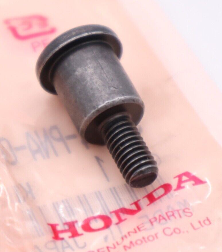 OEM HONDA OIL CHAIN GUIDE BOLT K20 K24 K Series For Oil Pump 90004-PNA-000