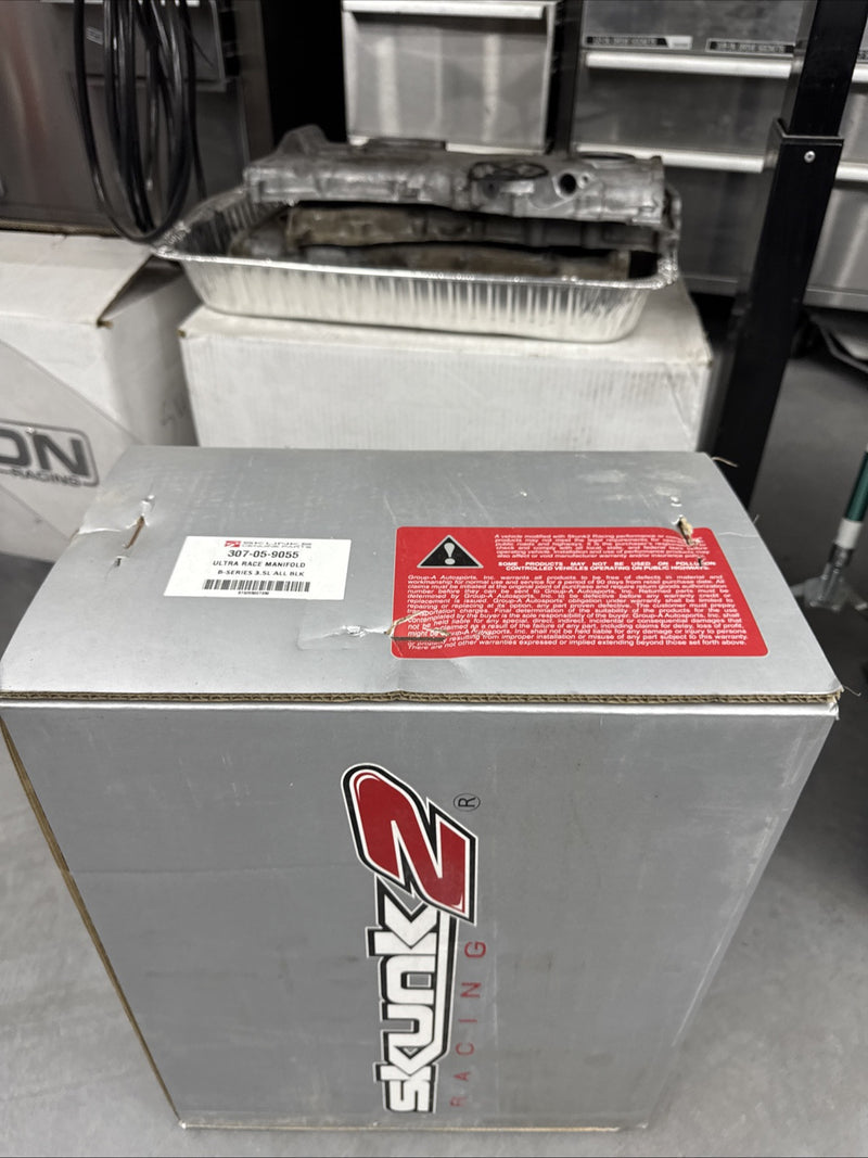 Skunk2 307-05-9055 Black Ultra Race 3.5L Intake Manifold for B-Series VTEC