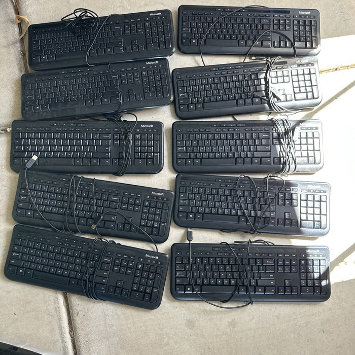 Lot of 10 Microsoft Wired Keyboard 600 Black